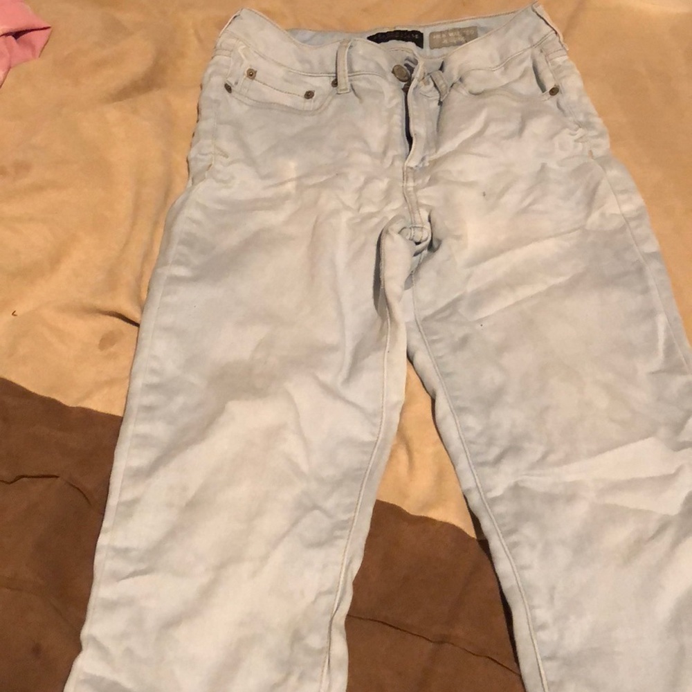 Light wash jeans